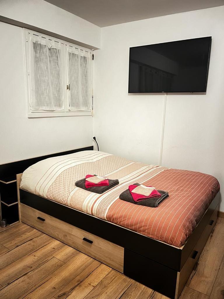 Studio Moderne Et Cosy Avec Balcon Et Parking Apartment Perigueux Exterior photo